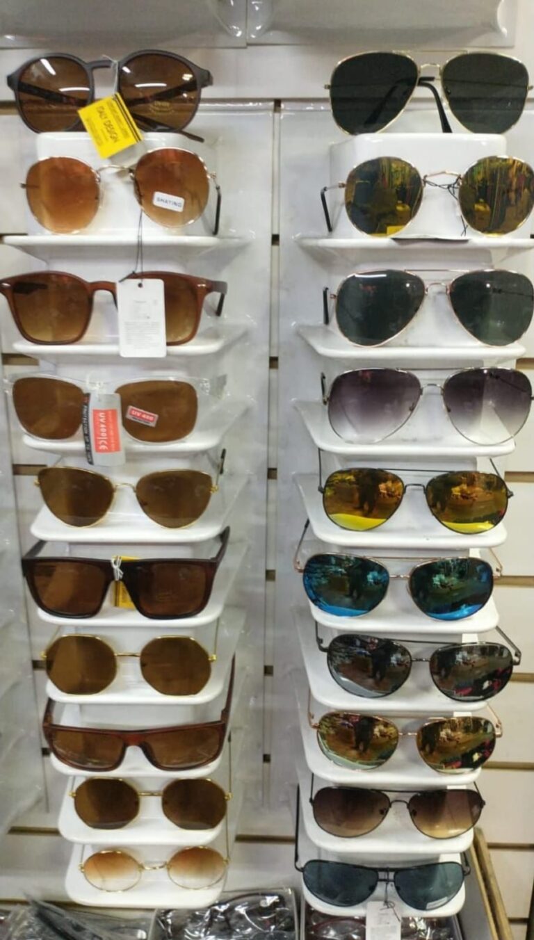 Lentes de sol ( modelos y colores varios)