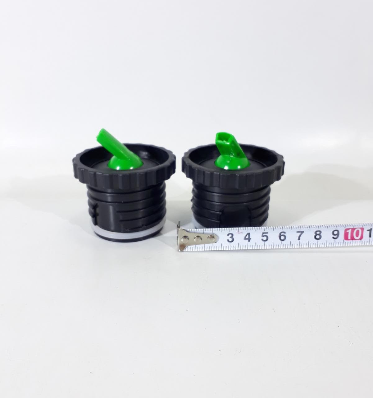 Tapon con pico cebador para termo