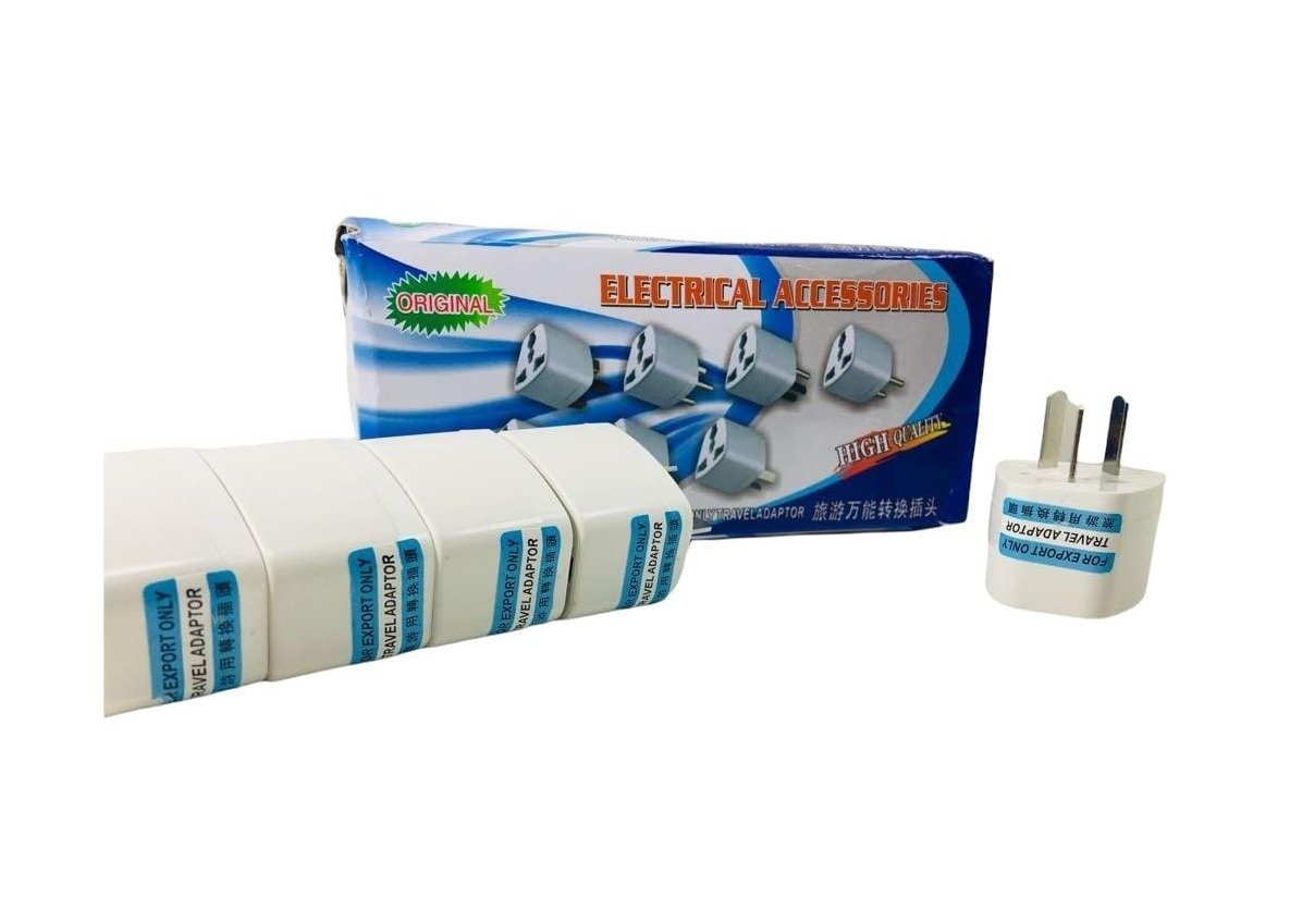 Adaptador enchufe universal a 3 patas